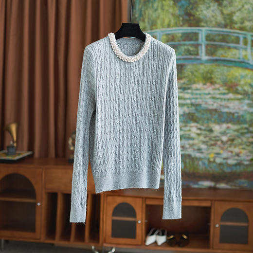 【高货wl】全新升级【铂金会员211/天猫279/差价68】(33816)洛诗琳秋冬新款法式重工珍珠镶钻圆领钩花针织套头针织女 商品图2