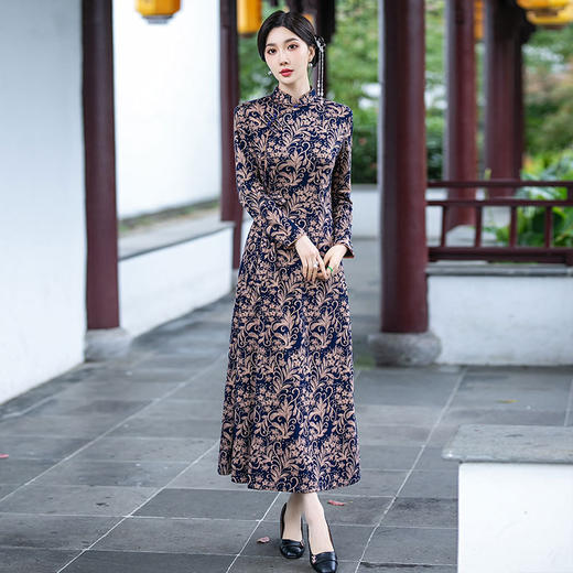 SYG-980年轻款高级感长袖大码旗袍2024年秋季新款气质显瘦日常女装 商品图0