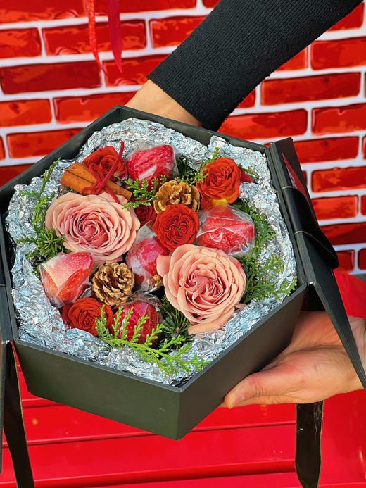 圣诞限定 ｜莓好相拥 · 花盒 商品图1