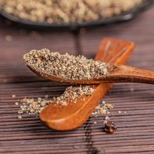 有机黑胡椒粒200g云南特产精选瓶装调味干货厨房卤料调料香辛家用食品包邮 商品图4