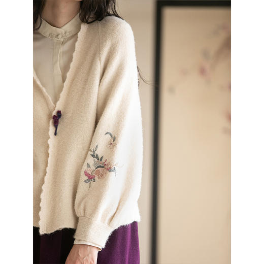 牧衣游原创手工刺绣毛织短外套 限量福利款 牧唱【不支持会员折】 商品图3