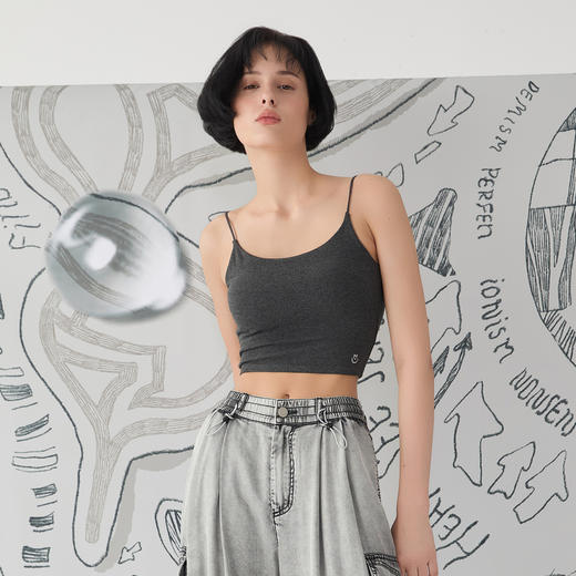 谜底超短款细吊带2025春新品百搭内搭打底吊带上衣无袖251MN0149 商品图0