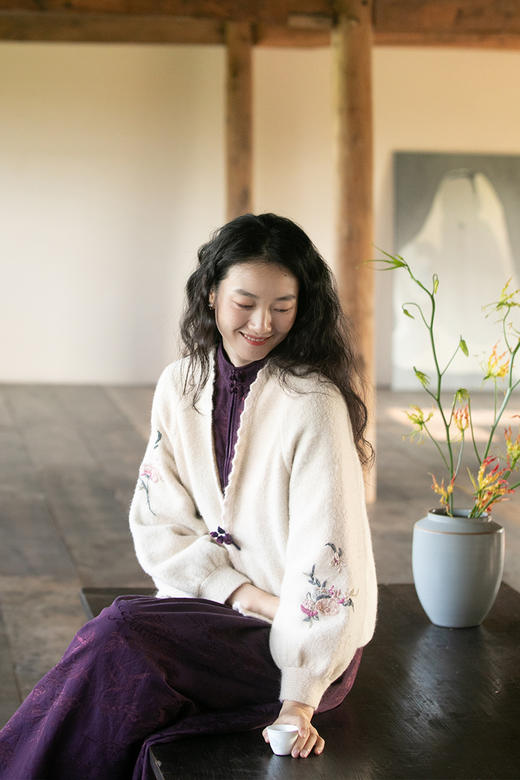 牧衣游原创手工刺绣毛织短外套 限量福利款 牧唱【不支持会员折】 商品图5