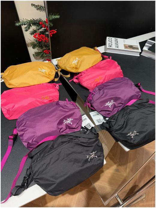 鸟🐦功能户外包包 𝙃𝙀𝙇𝙄𝘼𝘿6L斜挎/腰包便携包 商品图0