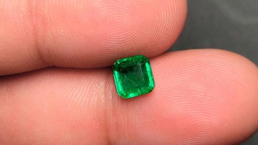 0.98ct刻面祖母绿裸石 商品图2