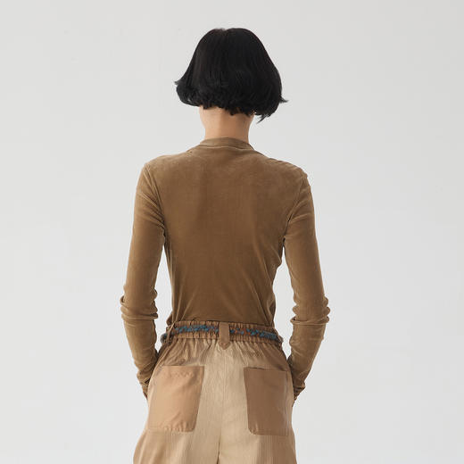 谜底丝绒半高领T恤长袖女2025春款极简修身百搭内搭上衣251MT0143 商品图2