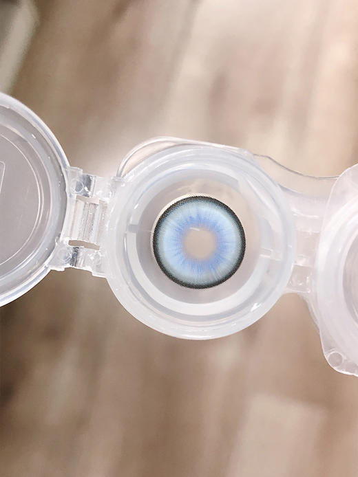 KiraFairy 失控冰吻 日抛 4片 14.5mm 参考着色 14.0mm 基弧 8.5 含水 40% 新锐国货 商品图4