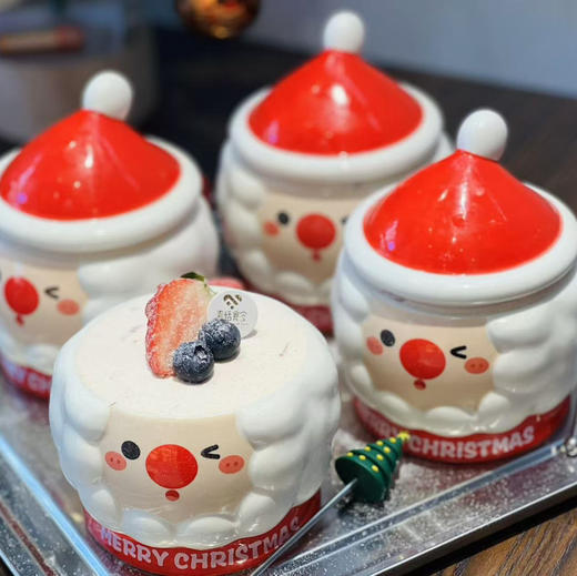 圣诞搪瓷杯  原味蛋糕胚 ➕自制草莓果酱➕鲜草莓 商品图0