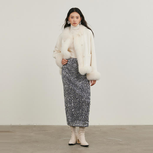 NEELLY纳俪商场同款冬新款银色鎏光亮片直筒半身裙女显瘦通勤半裙N24121E01201 商品图2