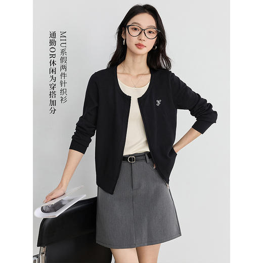 【专属特价】熙世界2025早春新款双头拉链假两件针织开衫女长袖气质毛衫上衣 商品图1