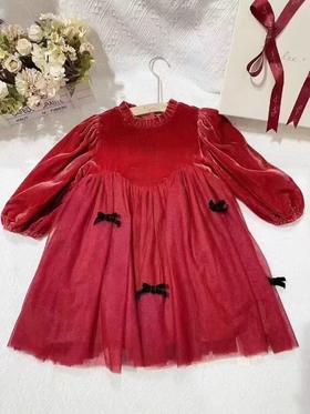 8楼 RYLEE CRU童装 丝绒连衣裙吊牌价：799 活动价：400