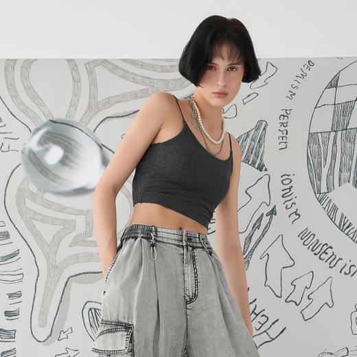 谜底超短款细吊带2025春新品百搭内搭打底吊带上衣无袖251MN0149 商品图1