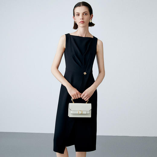 EITIE爱特爱春季新款修身气质显瘦时尚无袖连衣裙7707414 商品图3
