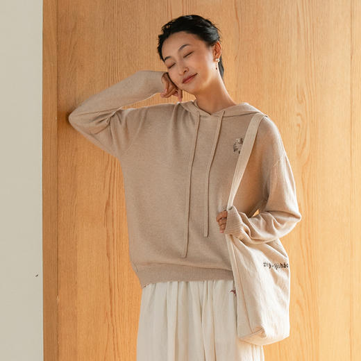 牧衣游刺绣山羊绒外套防静电可水洗福利款 花香语 不支持会员折 商品图0