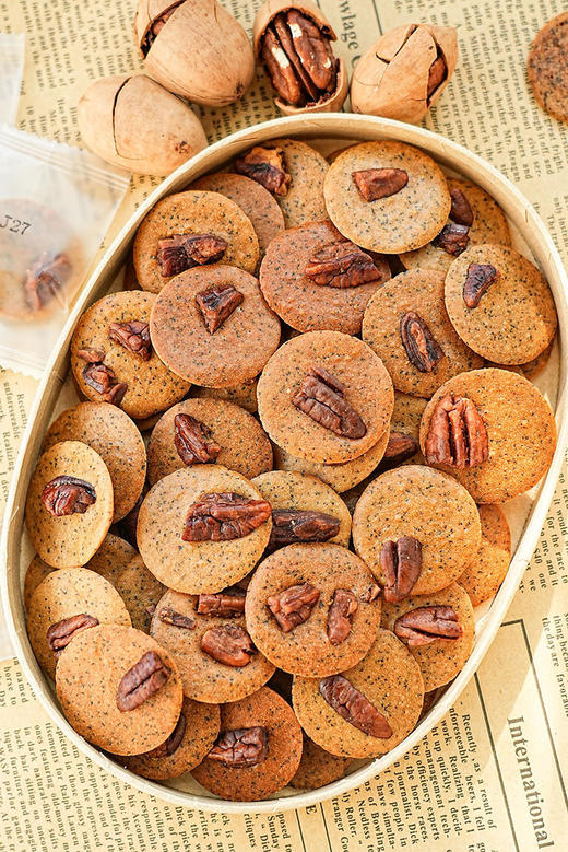 //【一方云拾奶香小脆】新品 怎么办❗一直惦记的零食🤩碧根果含量≥35%！‼️仿佛是饼干版坚果奶茶🧋大颗坚果碰上轻脆红茶小饼！脆上加脆，营养加倍！  商品图5