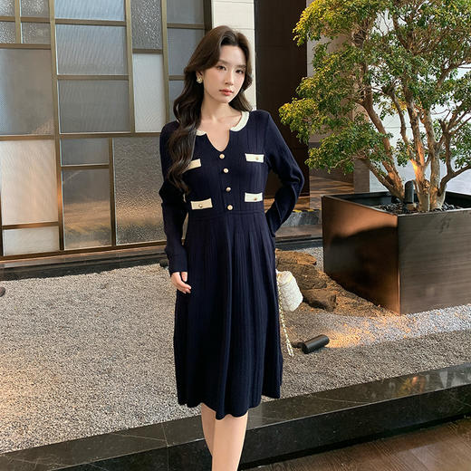 奢姿2024年冬季新款大码女装复古法式裙子胖妹妹小香风百褶连衣裙9844890305 商品图0