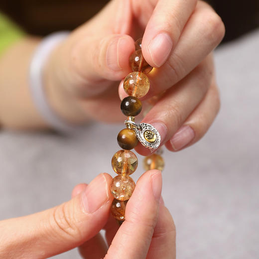 【2025年十二生肖手串】鼠女 能量矩阵“金泉汩汩”黄塔晶虎眼石手串手链 女士单圈手串配饰【鼠女-建议戴左手】 商品图4