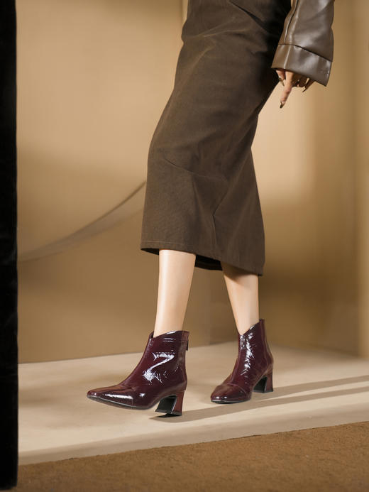 豪麟名鞋奥莱迪嘉女鞋短靴牛移膜革DJQYA42WN021酒红色  原价2260元 商品图2