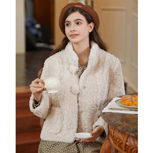 Famecoco范可儿立领毛绒短款外套女冬季FAB8AB042 商品图3