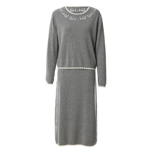 FAMECOCO慵懒风绣花毛衣套装女秋冬两件套FAB8EA045 商品图0