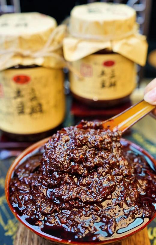 川菜好不好，豆瓣少不了【非遗土主豆瓣酱】做菜神器 熟豆瓣制作工艺  四代人非遗传承 自然发酵 晒足1000➕天 真正0添加 商品图1
