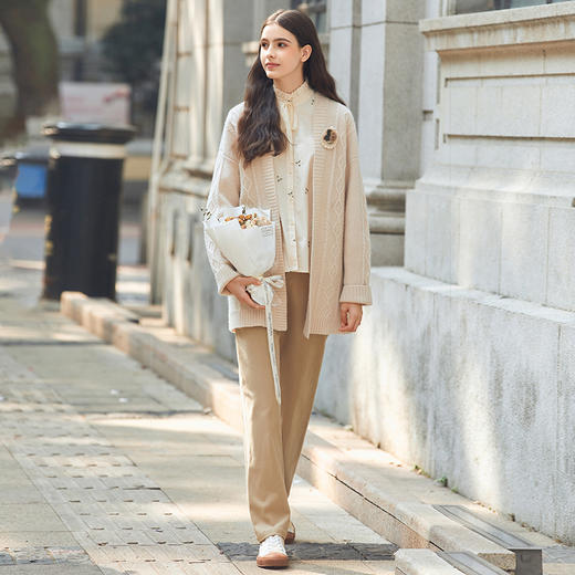 Famecoco范可儿100绵羊毛毛衣开衫外套女冬FAB8DA025 商品图4