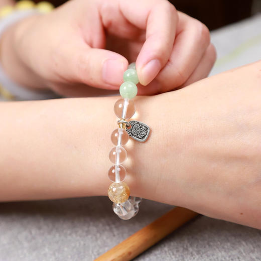 【2025年十二生肖手串】牛女 能量矩阵“仓满不溢”白水晶手串手链 女士单圈手串配饰【牛女-建议戴左手】 商品图4