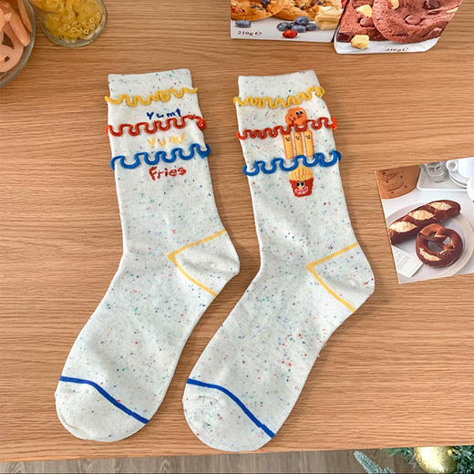 【创意汉堡薯条设计，萌趣十足】韩国东大门袜子 女士秋冬天汉堡薯条 可爱条纹卡通袜子-QQ 商品图3