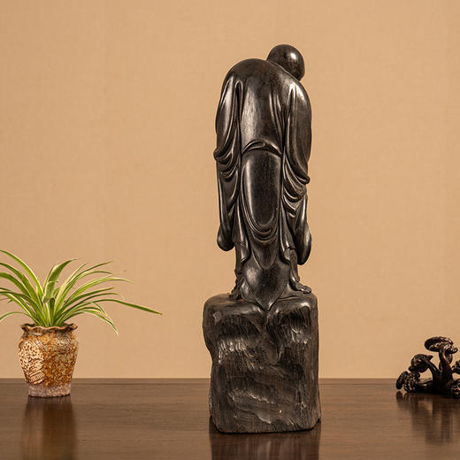 清 紫檀木雕罗汉像 商品图3