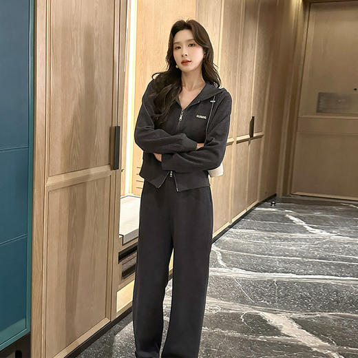 奢姿大码女装2024冬季减龄字母立体装饰连帽两件套胖妹妹休闲套装9944955089 商品图4