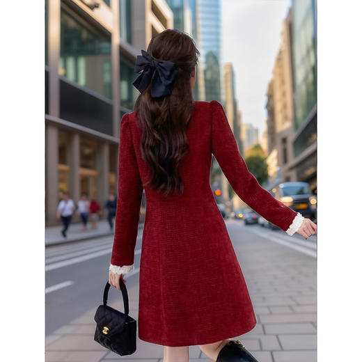 奢姿2025年秋冬新款大码女装拼接圆领裙子胖妹妹花边减龄连衣裙9944891372 商品图2