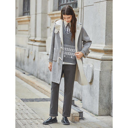 Famecoco兔子刺绣连帽牛角扣毛呢大衣女冬FAB8AR002 商品图2