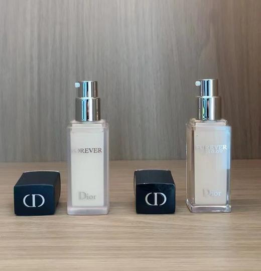 [小滋心选]【活动价￥69.9】迪奥凝脂恒久锁妆粉底液12ml 商品图1