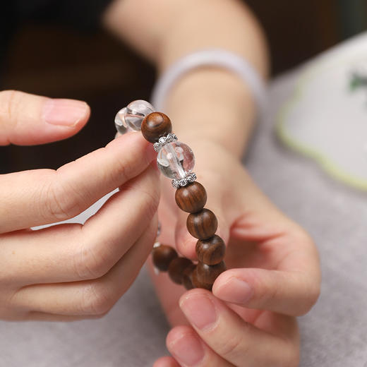【2025年十二生肖手串】马女 能量矩阵“聚粮入库”白水晶花梨木手串手链 女士单圈手串配饰【马女-建议戴左手】 商品图3