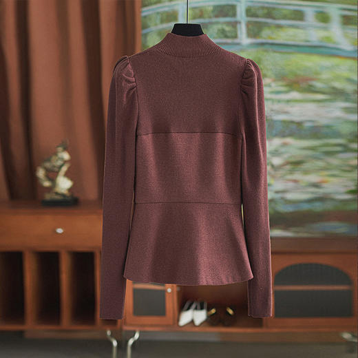 【高货wl】全新升级【铂金会员441/天猫589/差价148】(02549) 洛诗琳法式轻奢时髦圆领钉珠针织上衣时尚半身裙两件套 商品图3