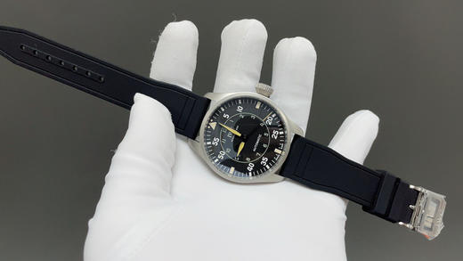 NOOB official厂出品，IWC 万国 空中霸主 大飞（大飞行员）系列。43mm 狂野阳刚的设计，霸气侧漏。细腻温柔的工艺，炉火纯青。两者相辅-刚柔并济，虎啸猿啼。搭配正品一致的材质❕❕❕❕❕ 商品图14