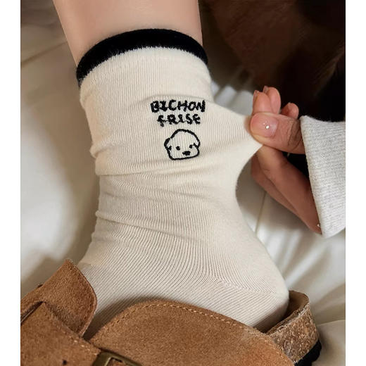 【舒适棉质，透气不闷热】卡通小狗袜子 女生可爱中筒袜 春秋棉袜 ins潮网红韩国条纹长袜-QQ 商品图1