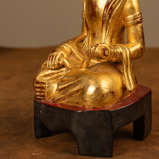 清 檀香木漆金自在观音像 商品图3