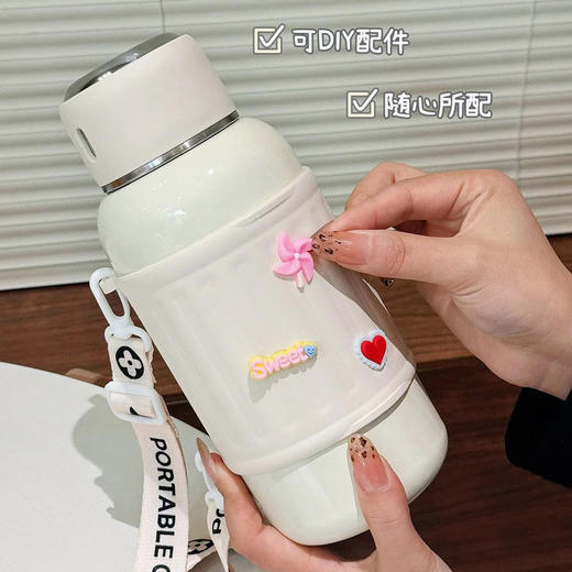 【送杯刷3D贴纸】SOOKIE大容量保温壶1000ml（4-1114） 商品图1