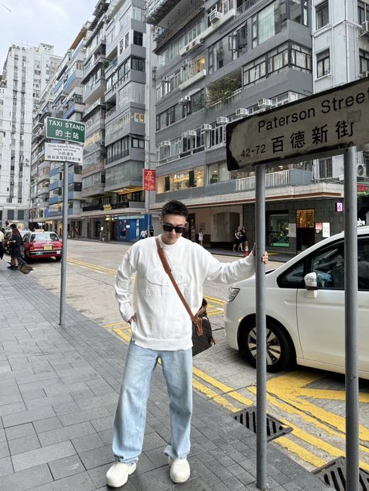 B家 新款浮雕立体字母破洞针织毛衣‼️（DY） 商品图1