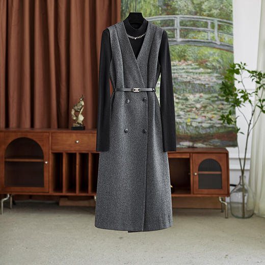 【高货wl】全新升级【铂金会员413/天猫559/差价146】(01804) 洛诗琳秋冬半高领钉珠打底衫时尚V领背心裙收腰两件套 商品图0