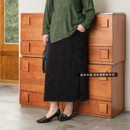 【灯芯绒黑色半身裙】美丽客栈秋冬灯芯绒黑色半身裙女大码女装高级感裙子 商品图3