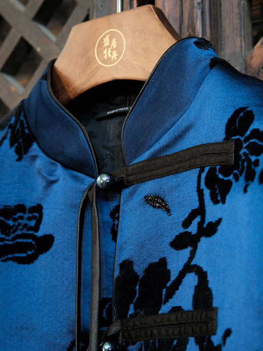 盛唐牡丹 |石青底色真丝漳绒外套-钉珠款(钉珠花纹随机） 商品图3