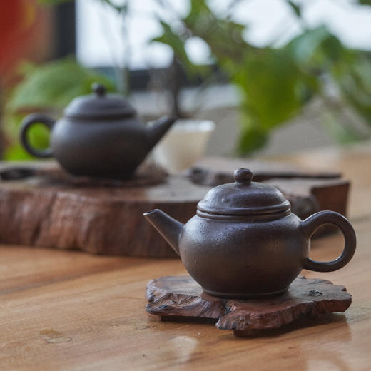 老厂紫砂壶·灼灼平沙 七十年代厂壶2024复烧（柴烧）容量70-80cc 冷海雅监制 商品图3