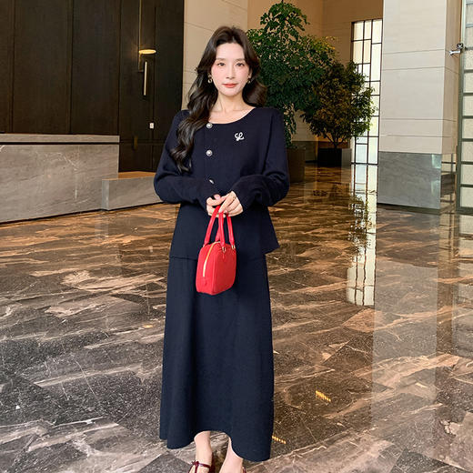 奢姿2024年冬季新款大码女装上衣半裙套装胖妹妹气质小香风两件套9844969152 商品图4