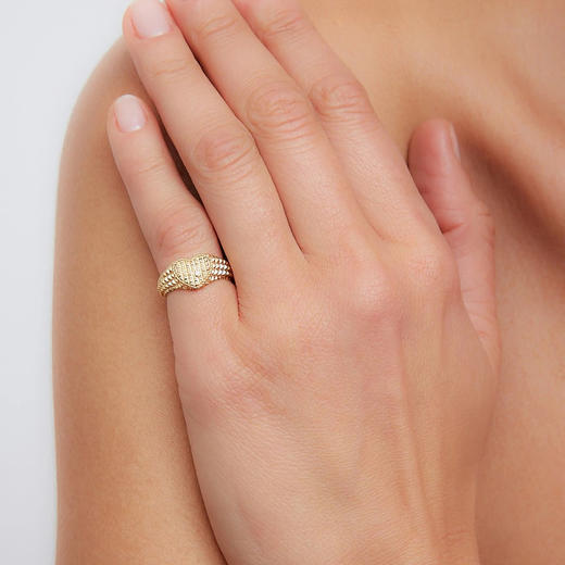 订购8周到｜Yvonne Leon-baby chevalière coeur-印记 铆钉纹 心形 图章 戒指［法国设计师］ 商品图1