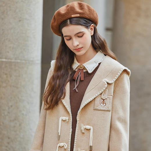 Famecoco兔子刺绣牛角扣学院风大衣外套女FAB8AS020 商品图2