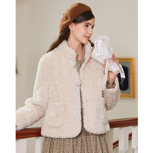 Famecoco范可儿立领毛绒短款外套女冬季FAB8AB042 商品图2