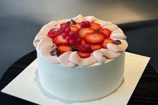 草莓奶油戚风（加急预订） 商品图0