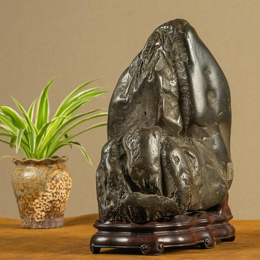 清 胡远款灵璧石诗文文房赏石（红木座） 商品图4